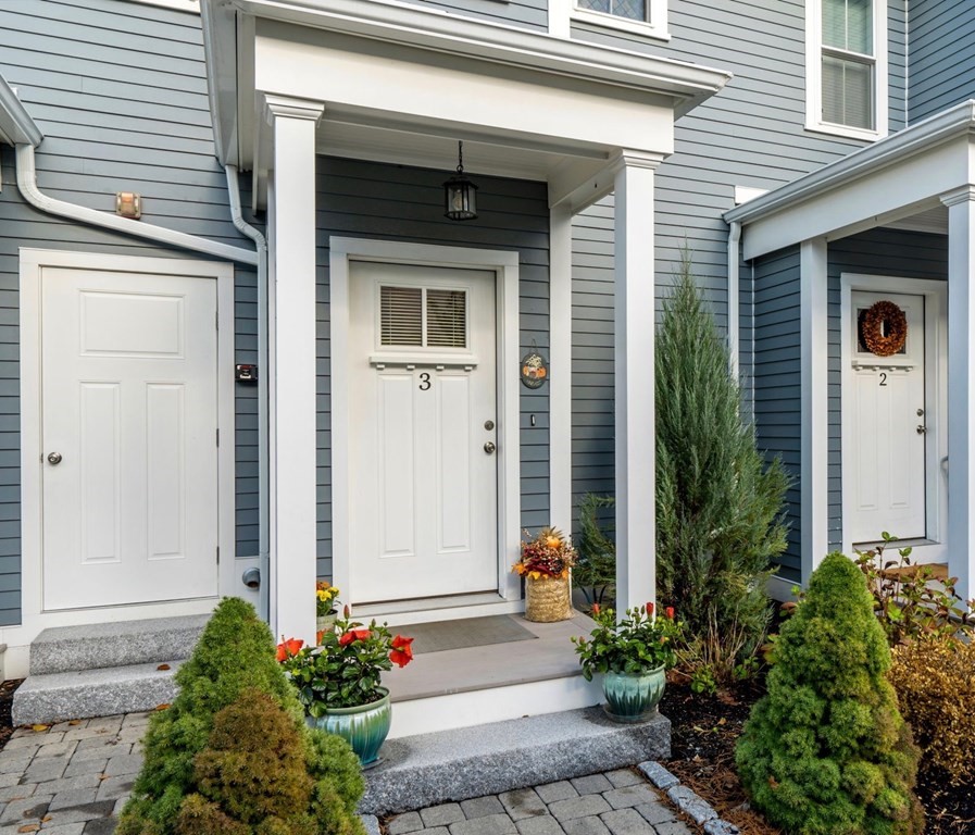 25 Cherry St # 3