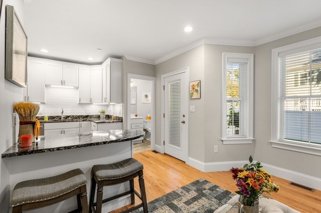 25 Cherry St # 3