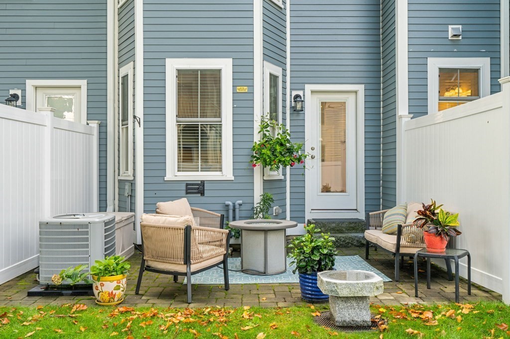 25 Cherry St # 3
