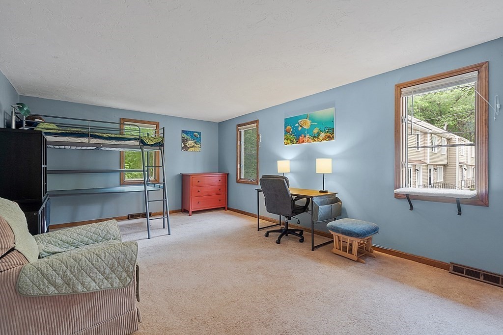 501 Cardinal Ln # 501