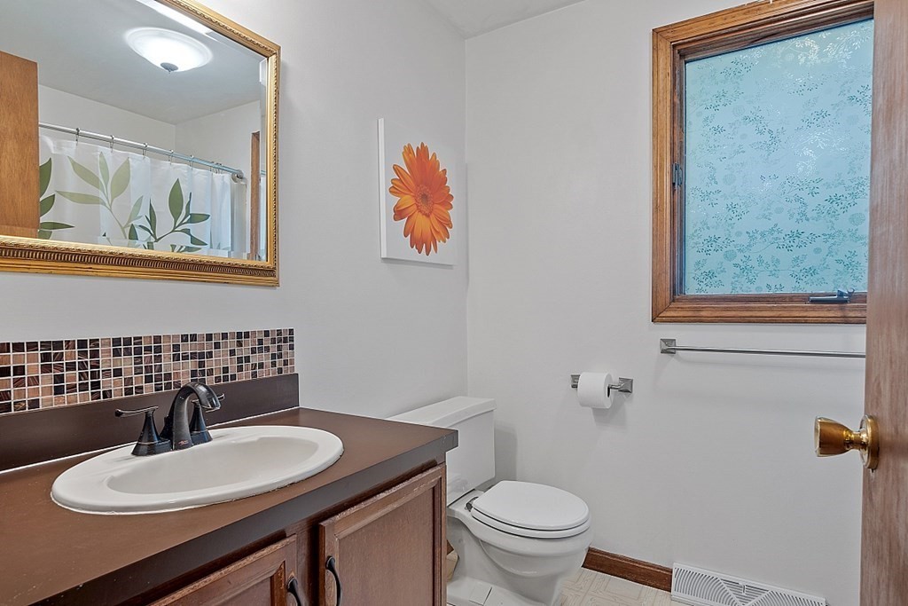 501 Cardinal Ln # 501