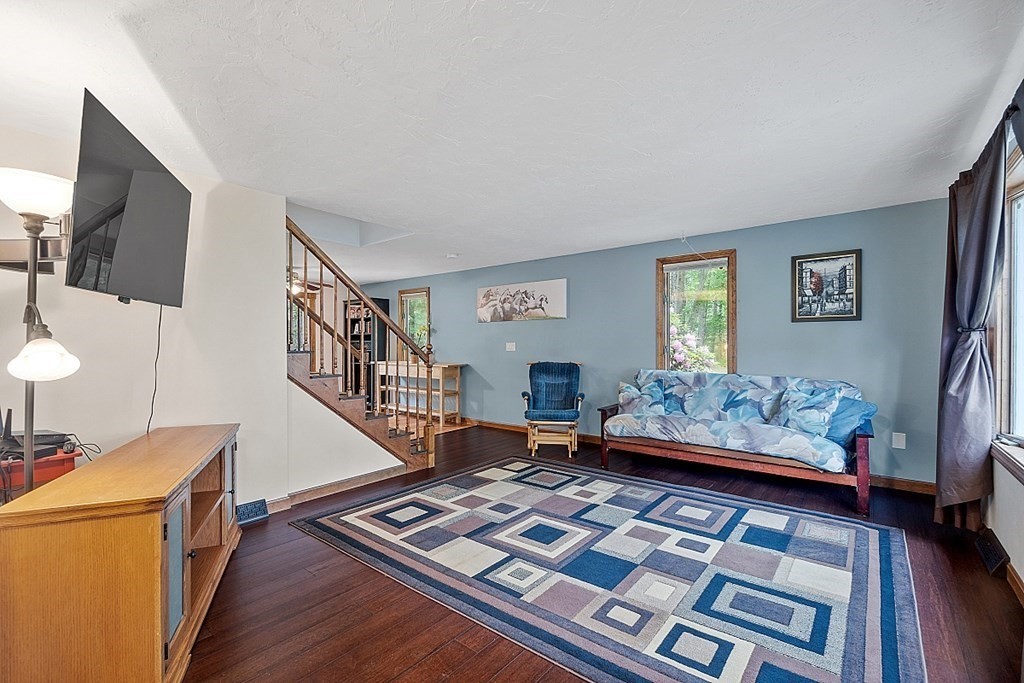 501 Cardinal Ln # 501