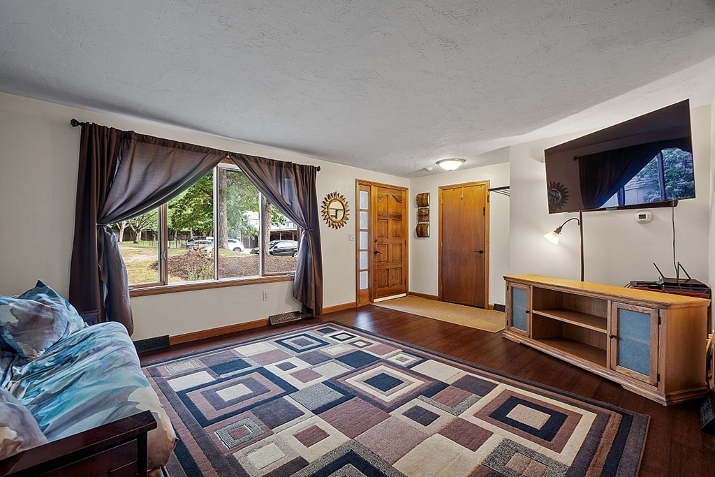 501 Cardinal Ln # 501