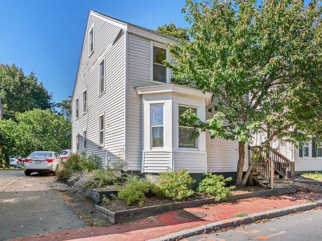136 Bridge Street