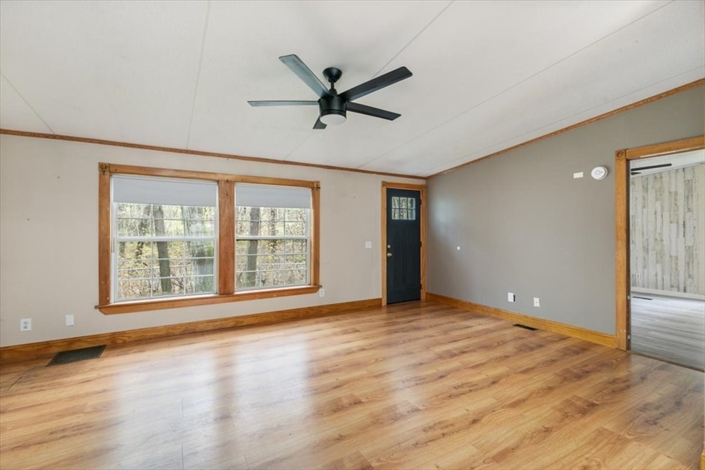 84 Forest Rd