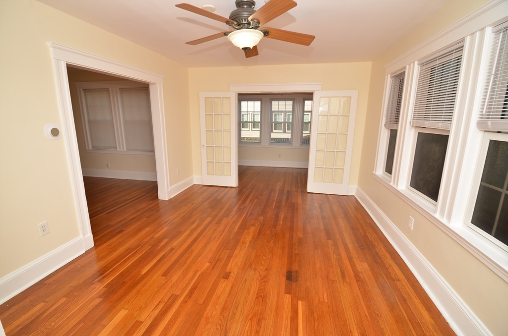 55-57 Tappan St
