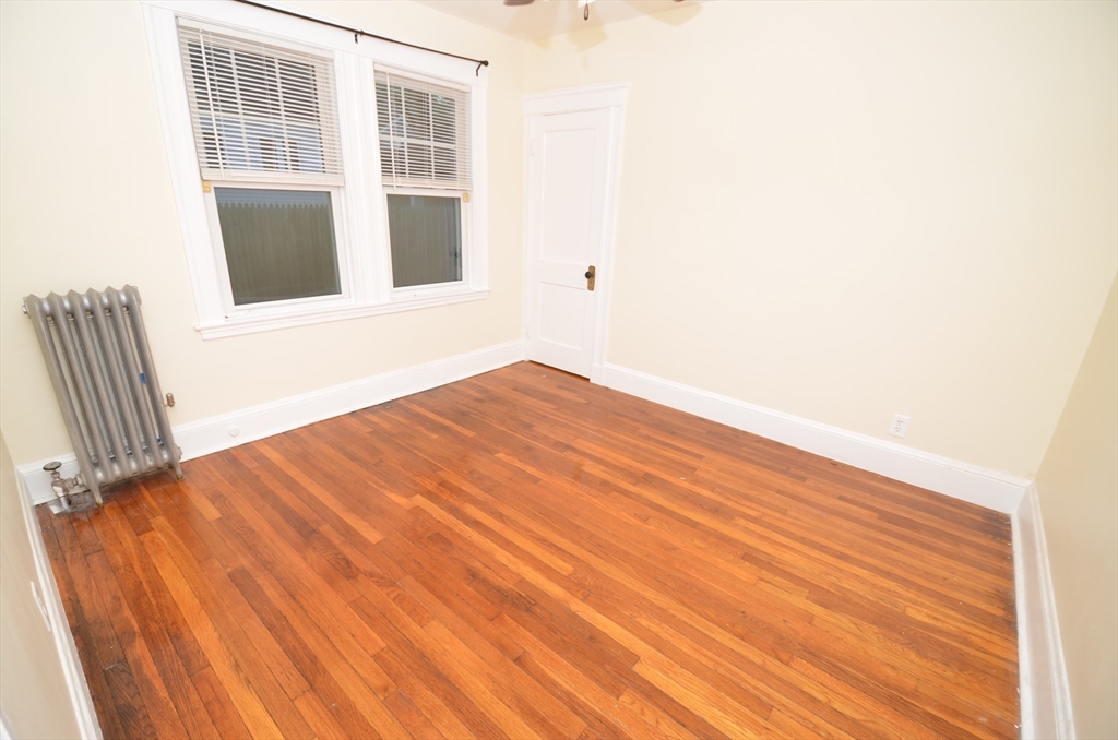 55-57 Tappan St