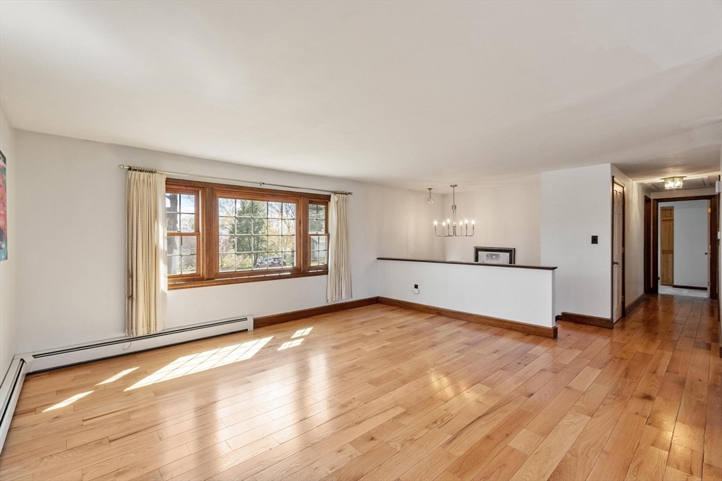 53 Longfellow Dr