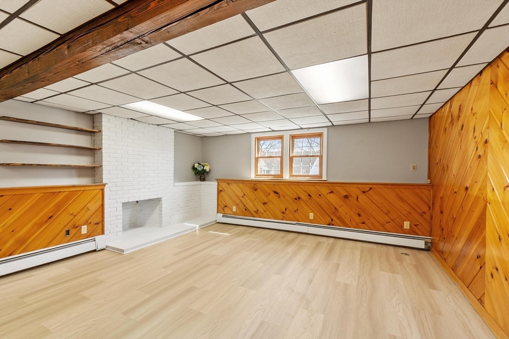 53 Longfellow Dr