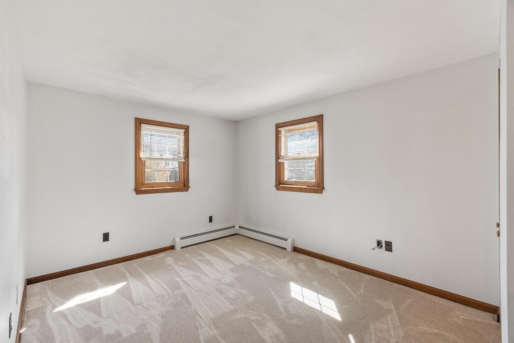 53 Longfellow Dr