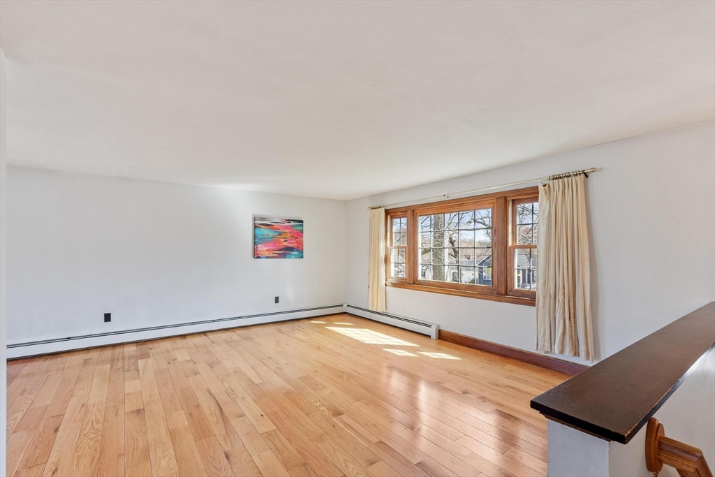 53 Longfellow Dr