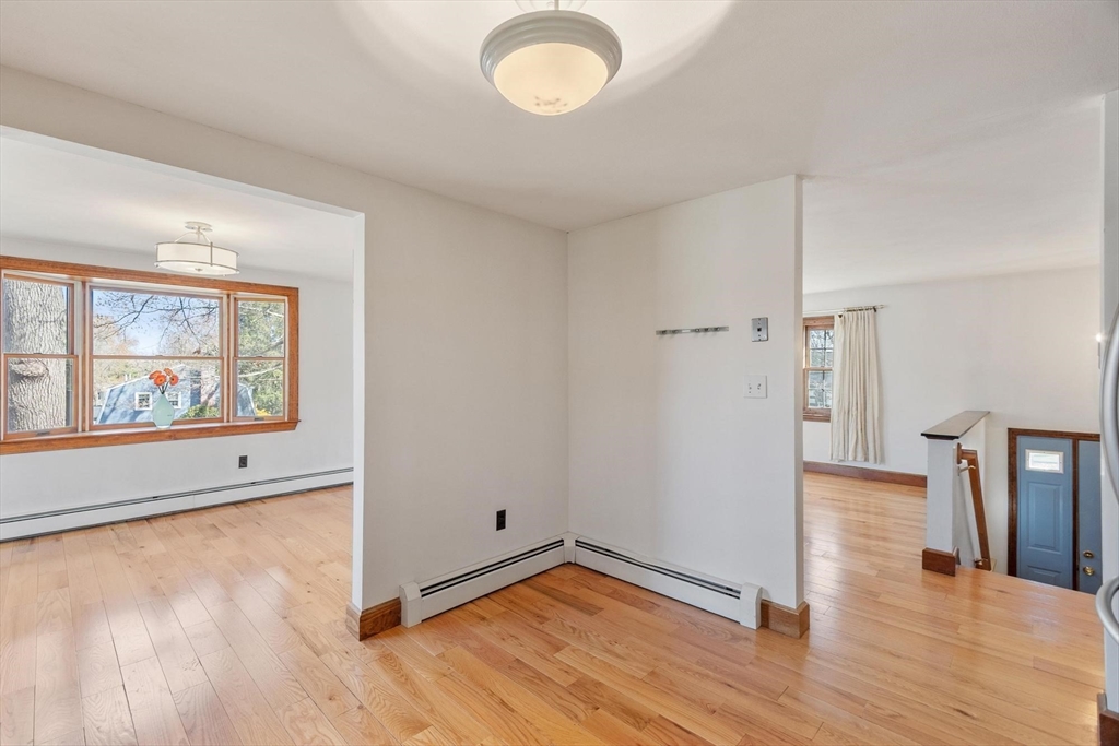 53 Longfellow Dr