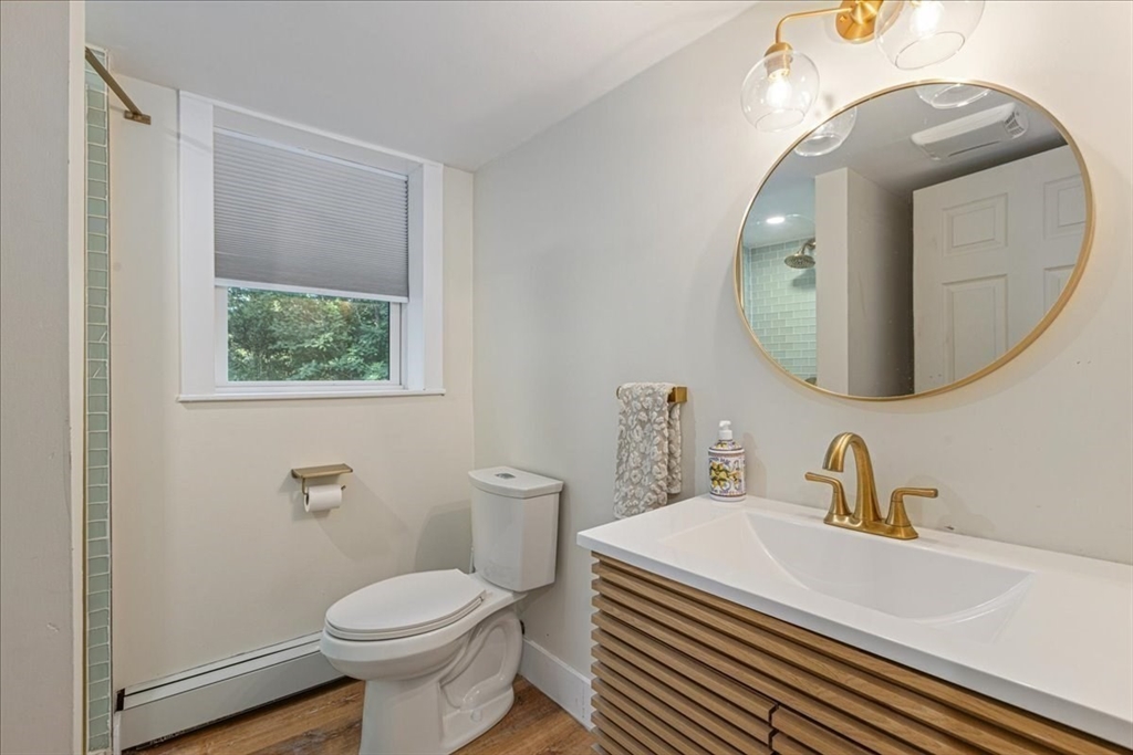 49 Longfellow Dr