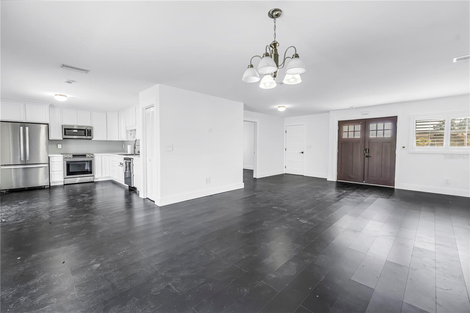 3216 PINE HAVEN DR