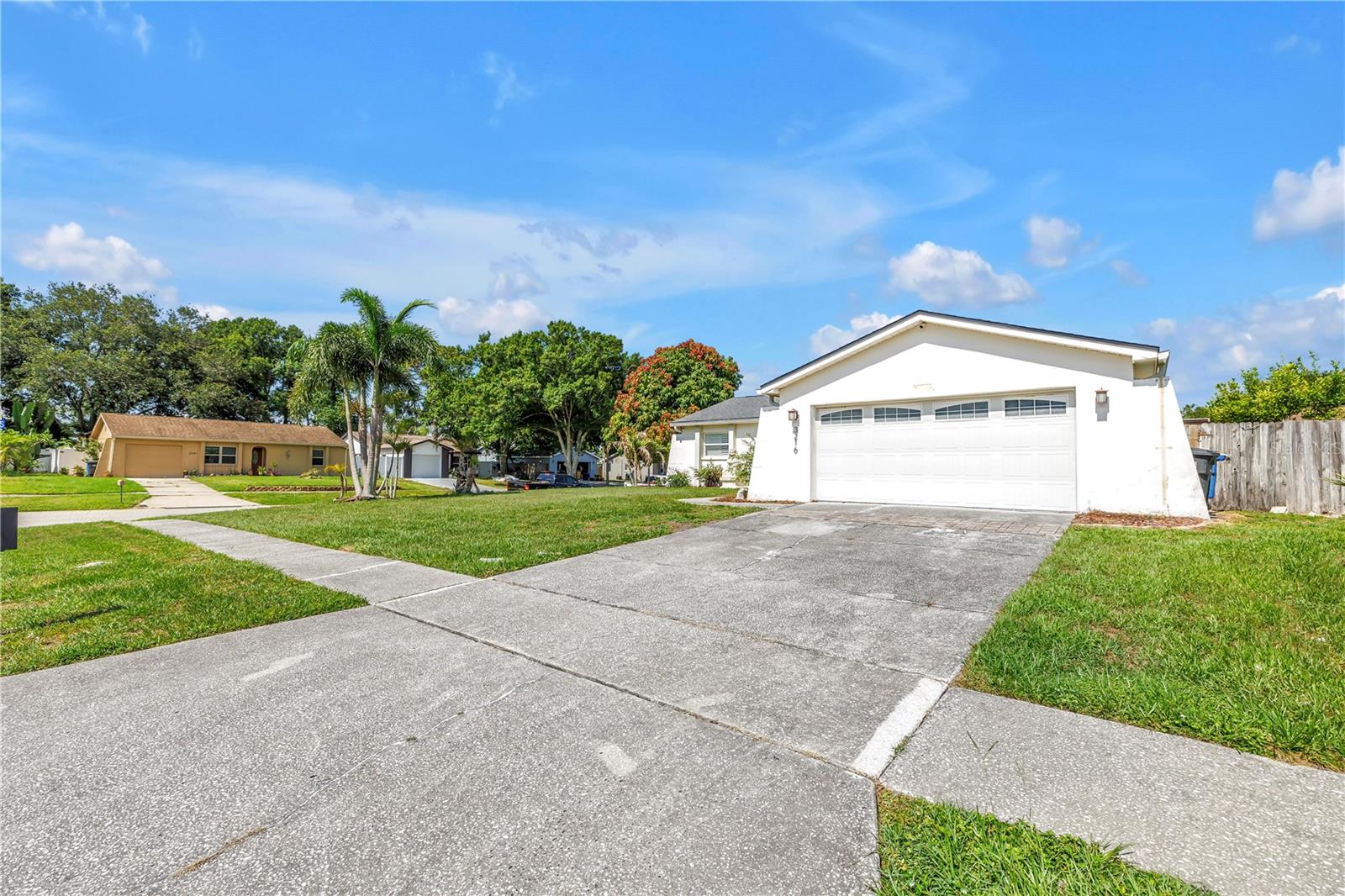 3216 PINE HAVEN DR