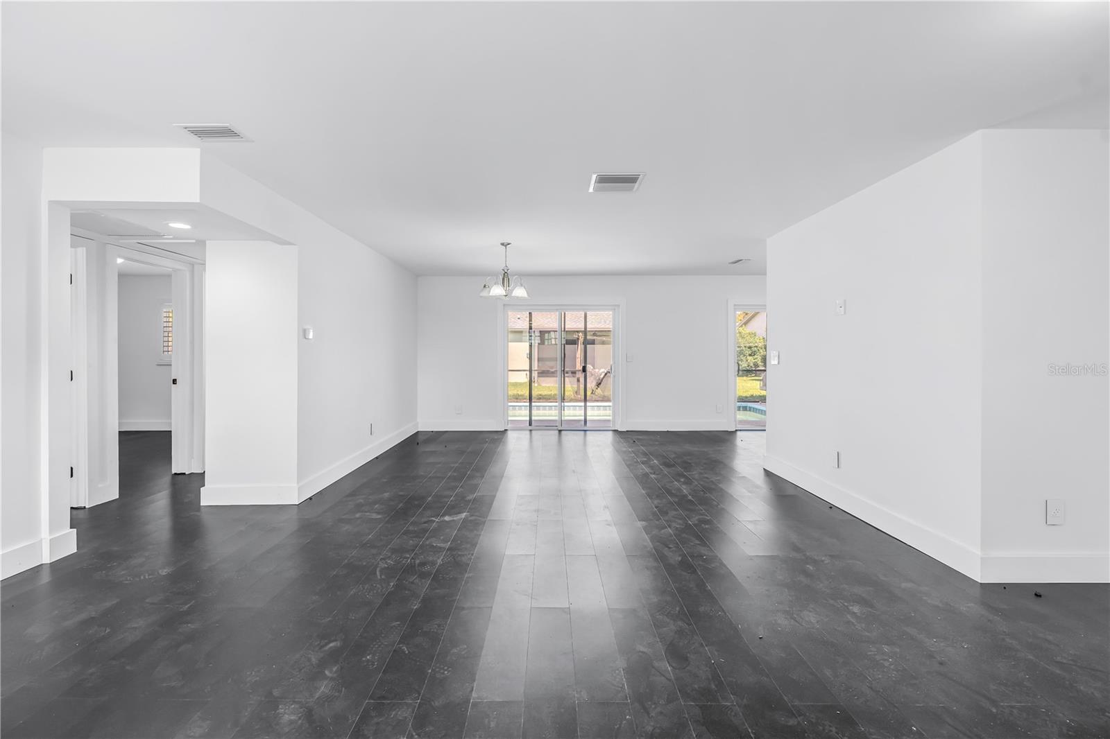 3216 PINE HAVEN DR