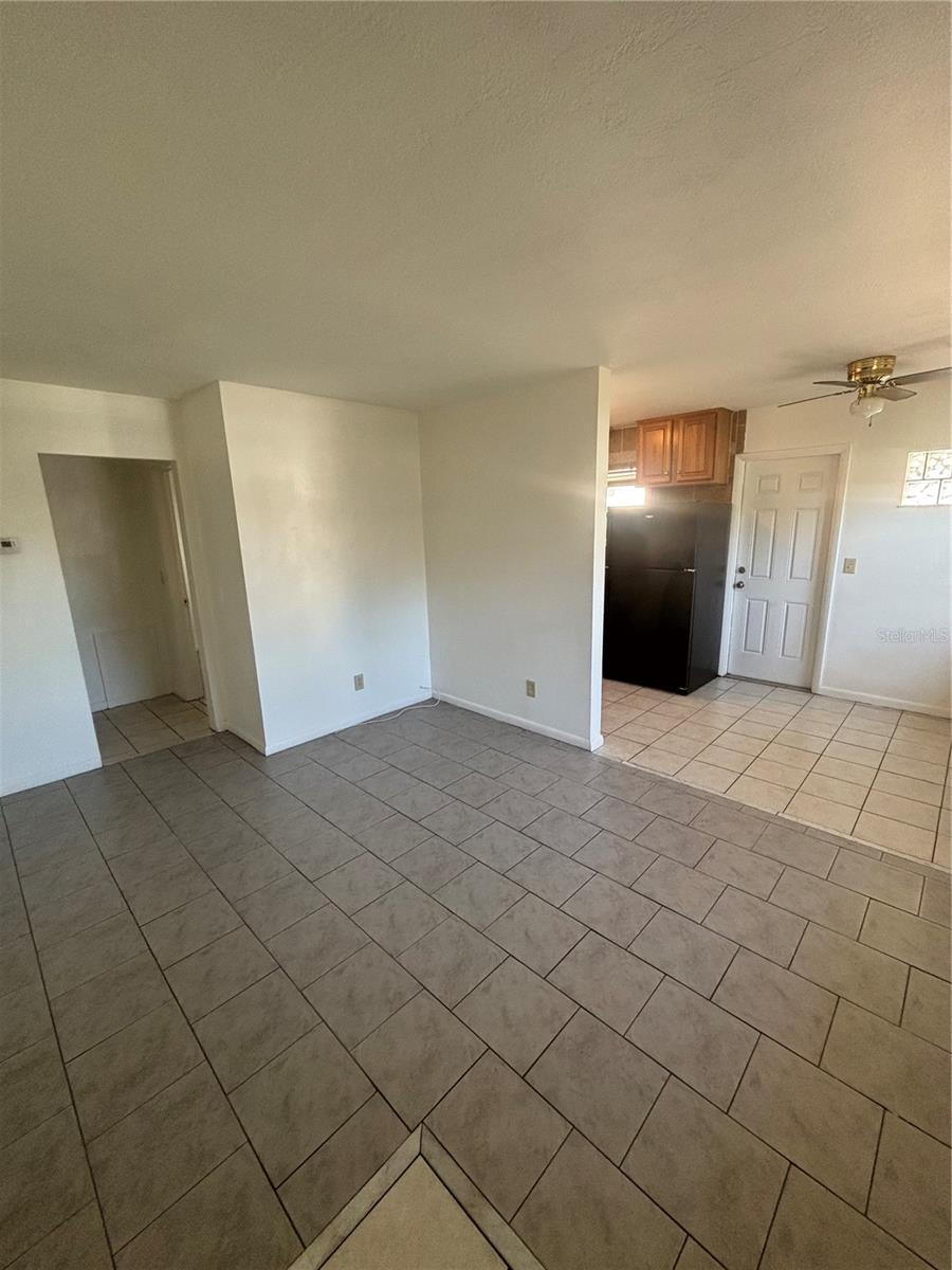 614 ROSERY RD NW