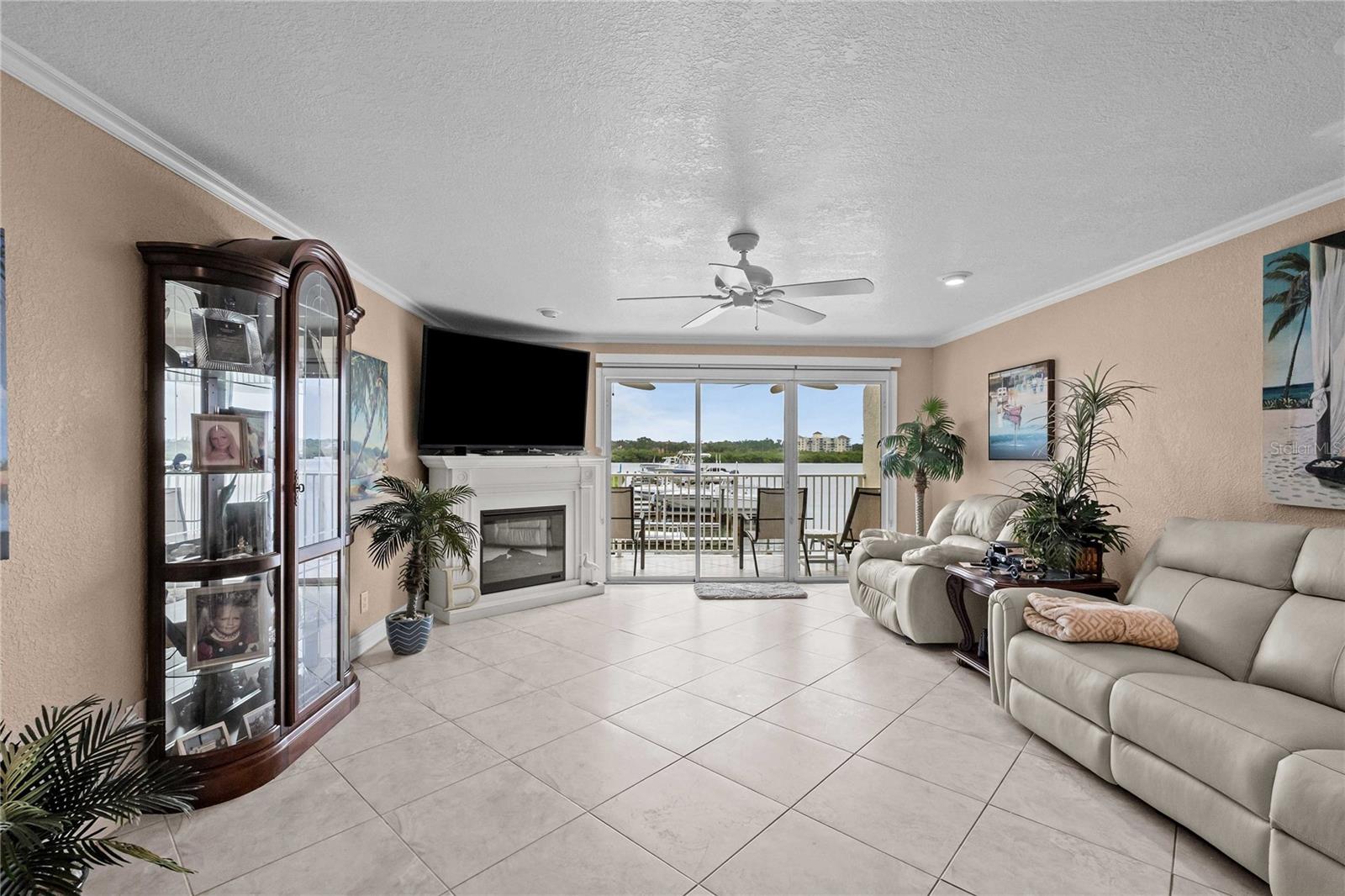 19651 GULF BLVD #B2