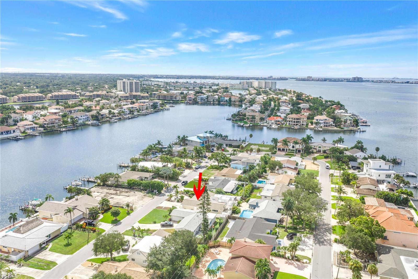 2053 DOLPHIN BLVD S