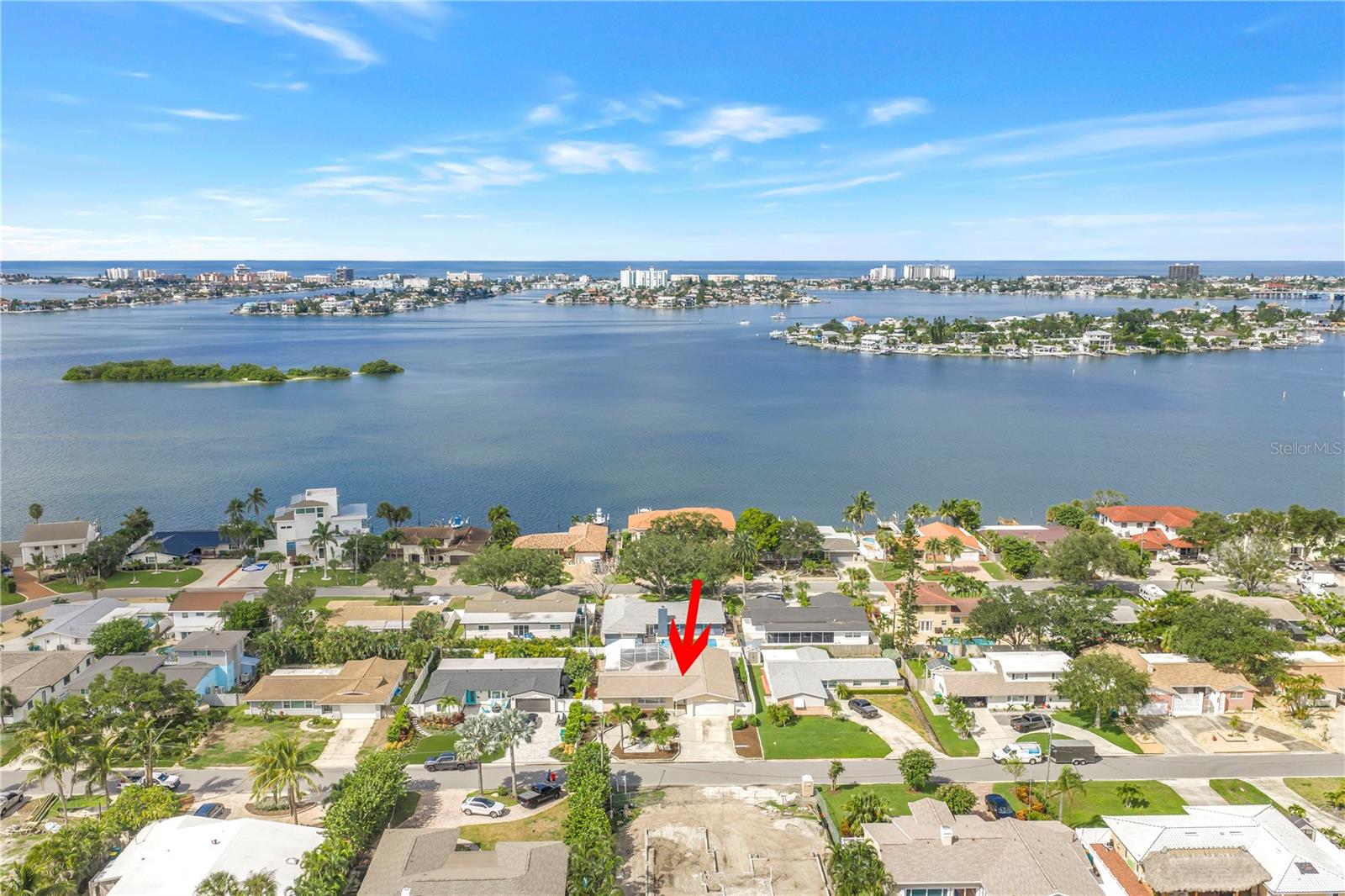 2053 DOLPHIN BLVD S