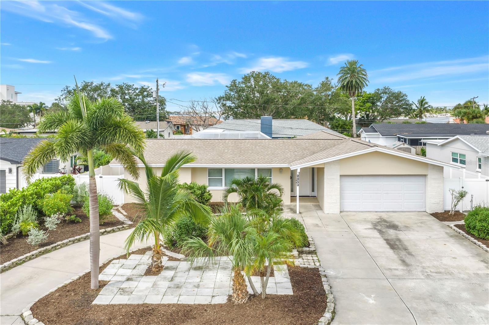 2053 DOLPHIN BLVD S