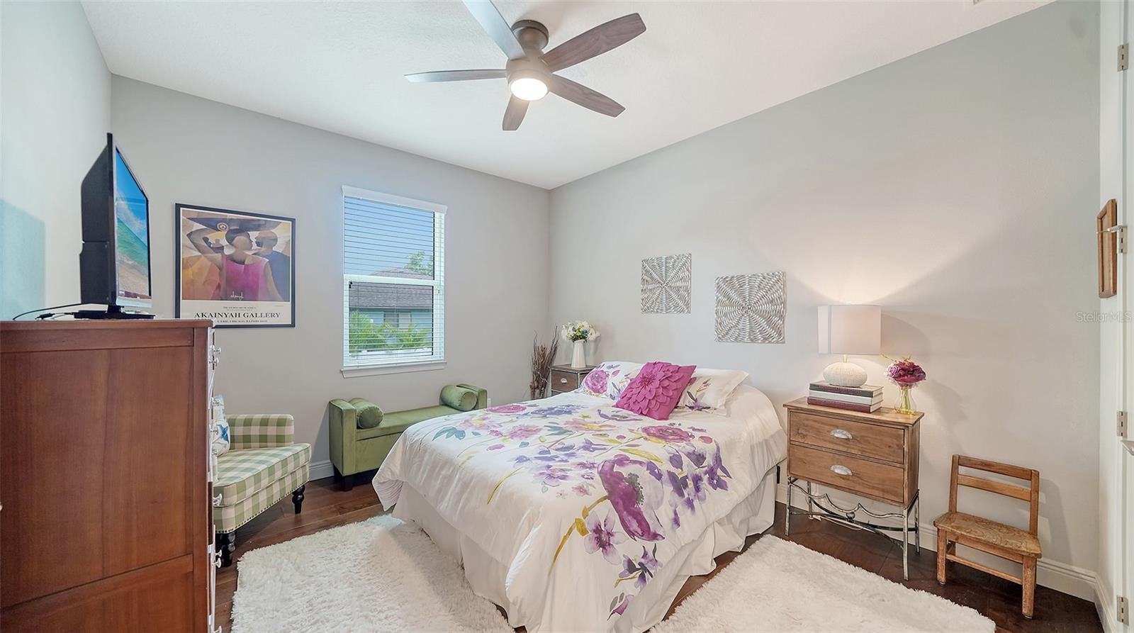4878 WILD DOVE LN