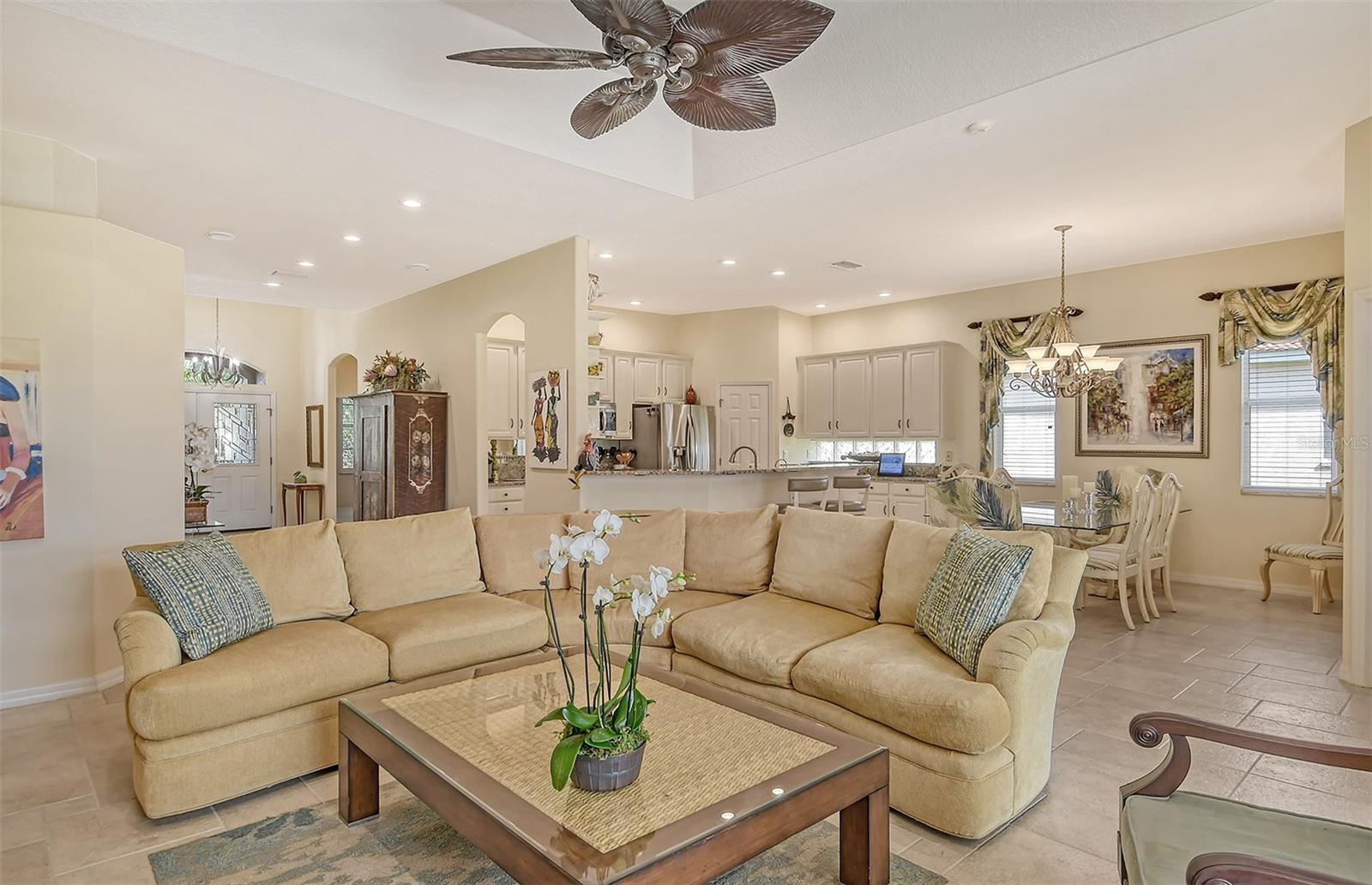 5212 HIGHBURY CIR