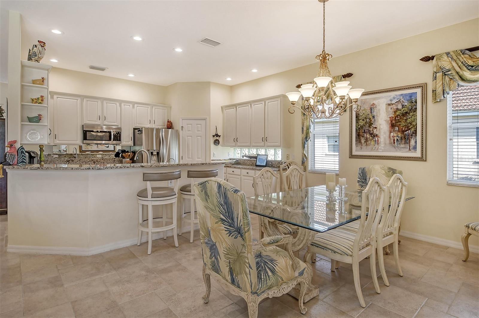 5212 HIGHBURY CIR