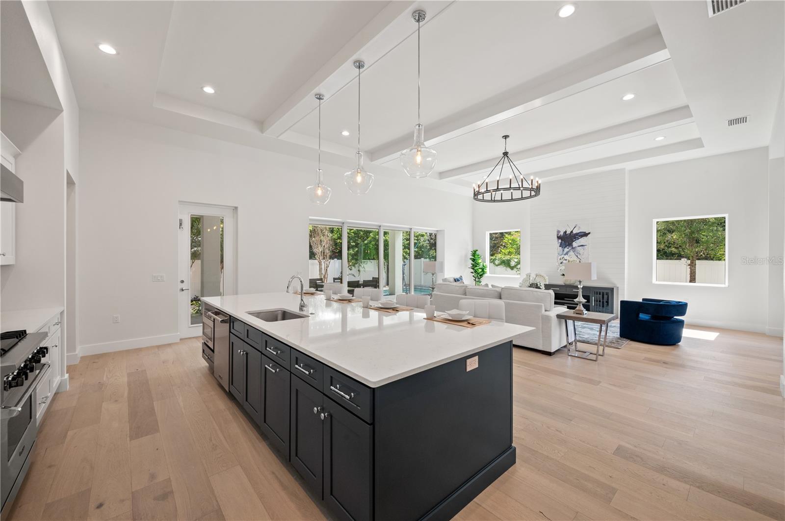 1954 GOLDENROD ST W