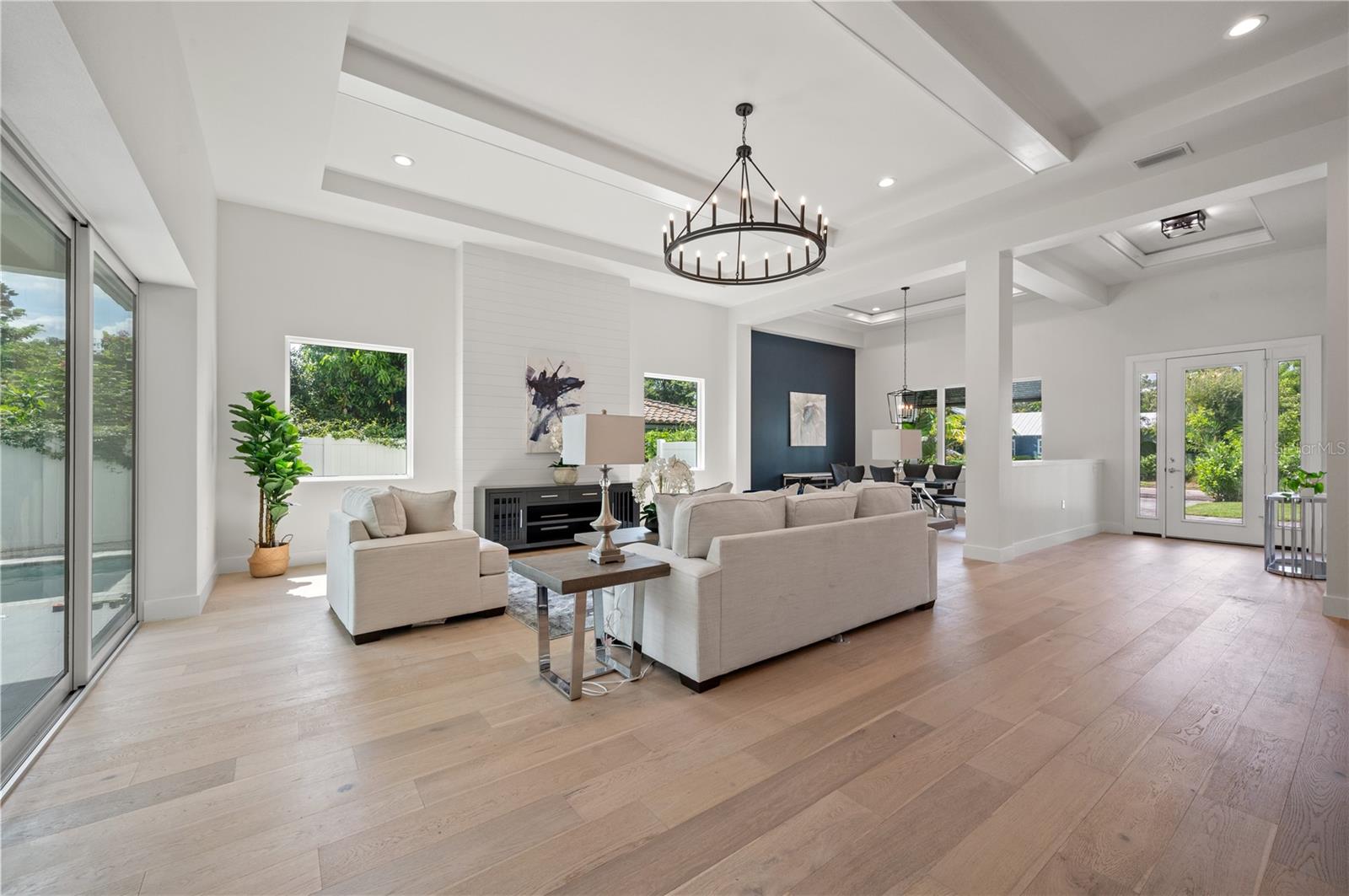 1954 GOLDENROD ST W