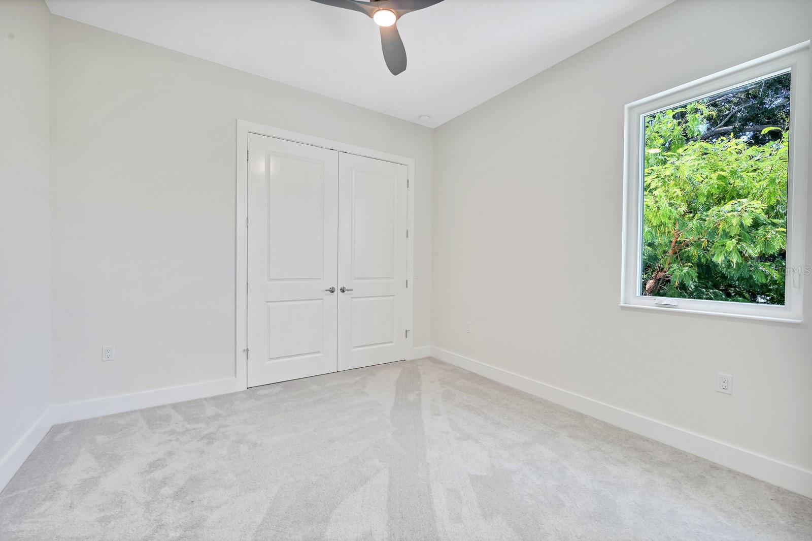 1954 GOLDENROD ST W