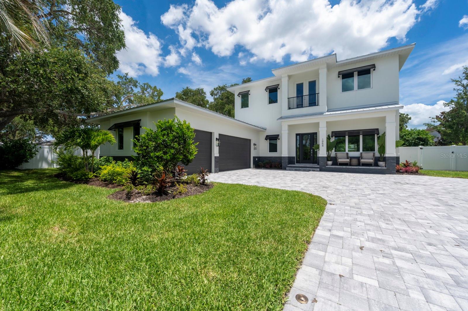 1954 GOLDENROD ST W