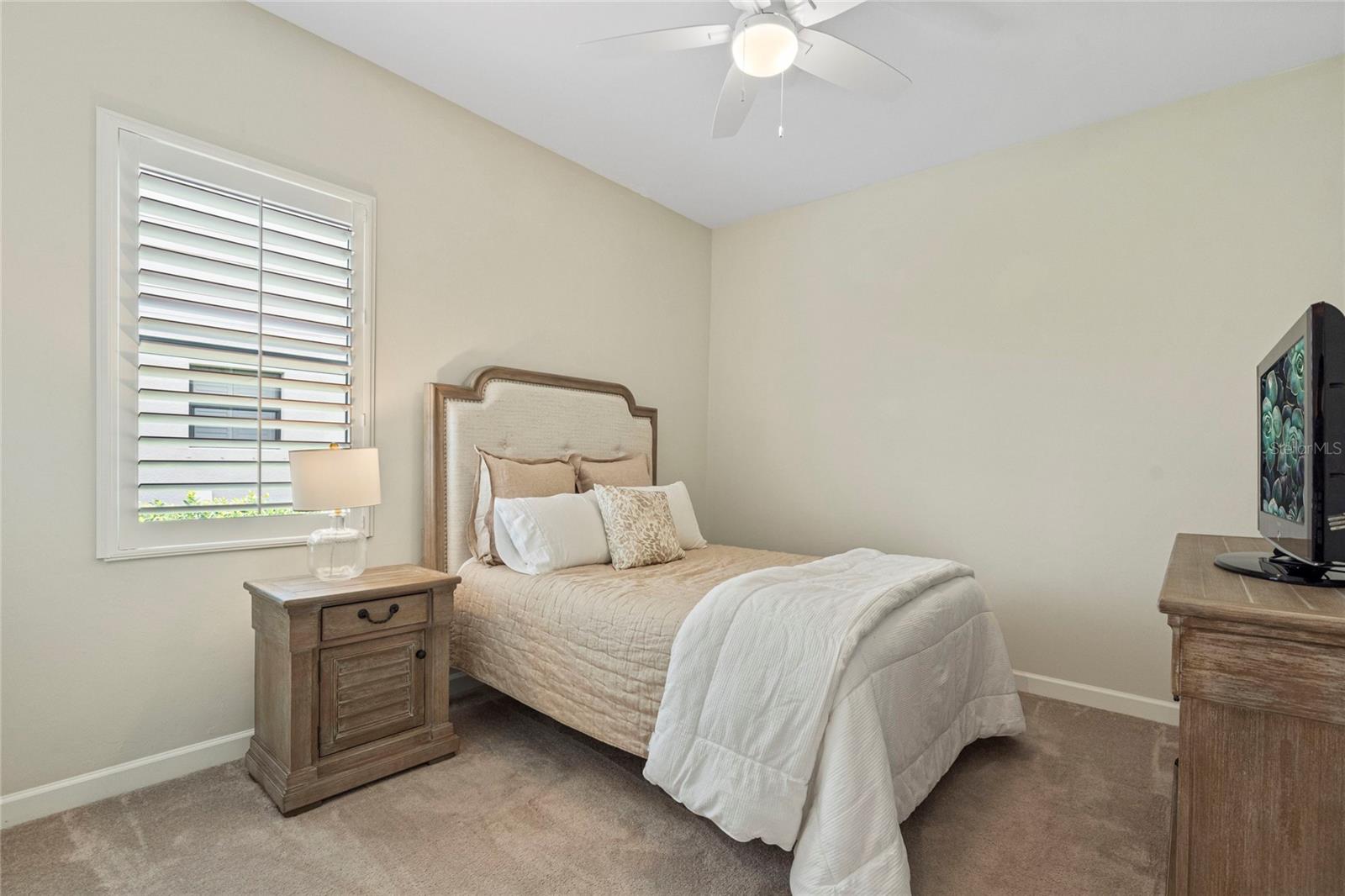 4938 COASTAL DAYS LN