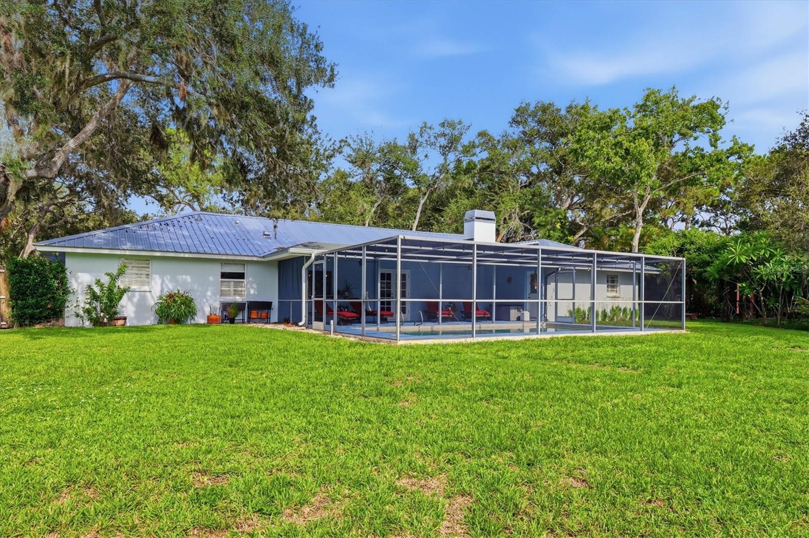5505 BENEVA WOODS CIR