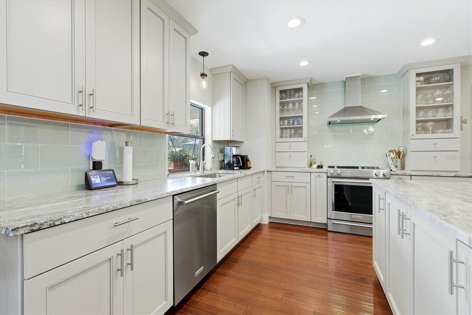 5505 BENEVA WOODS CIR