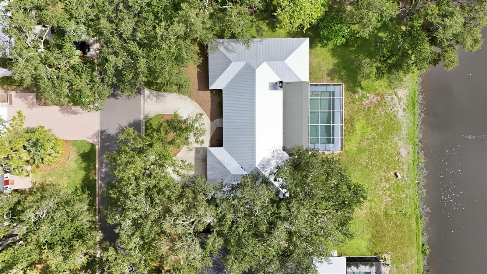 5505 BENEVA WOODS CIR