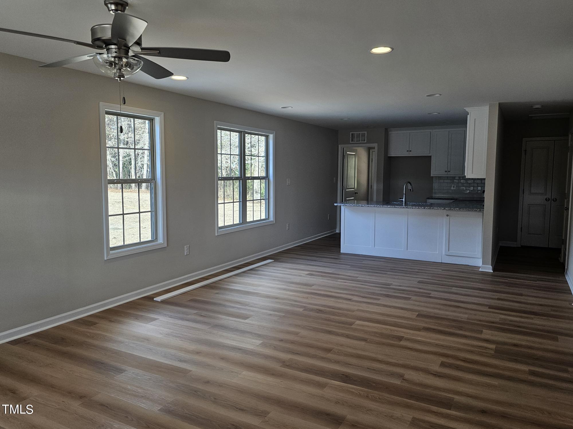 681 S Lincoln Street