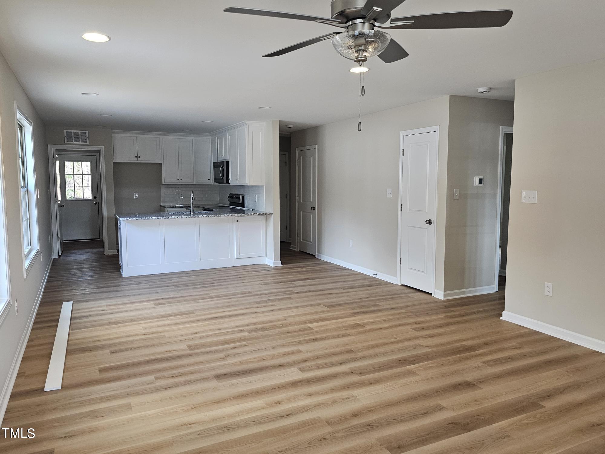 681 S Lincoln Street