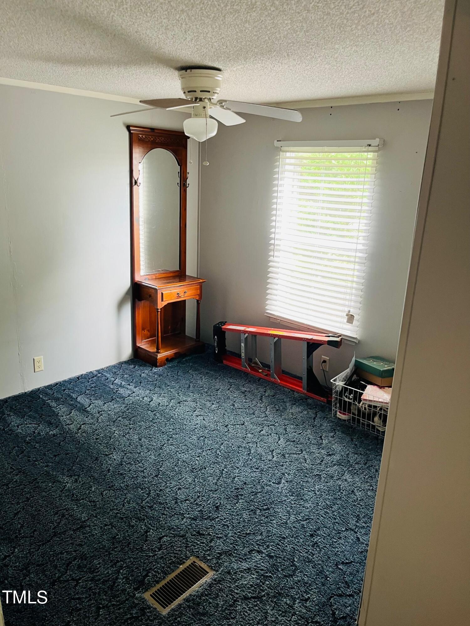41 Artesian Spring Lane