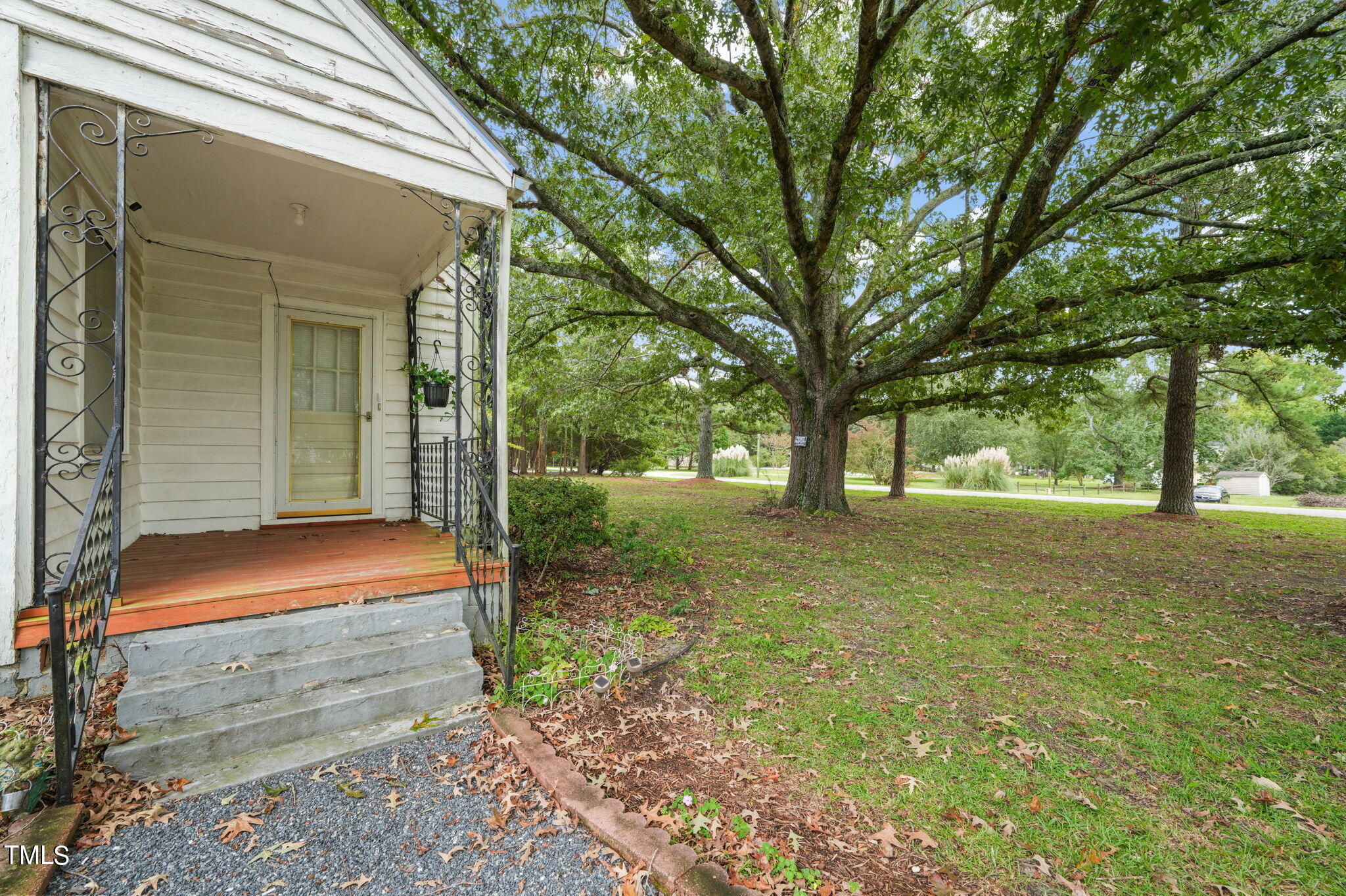 2924 N Shiloh Road