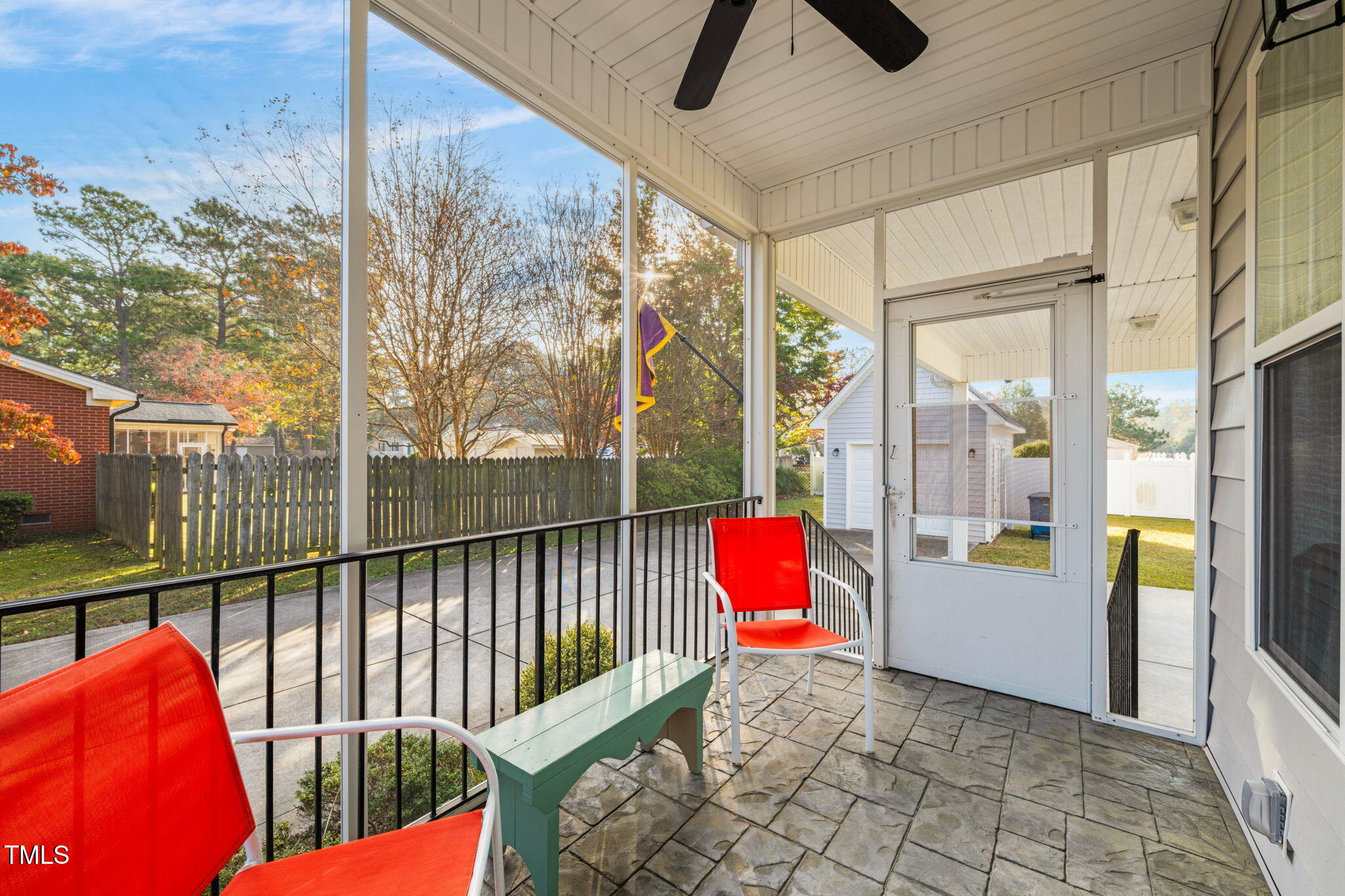 1115 Friendly Road