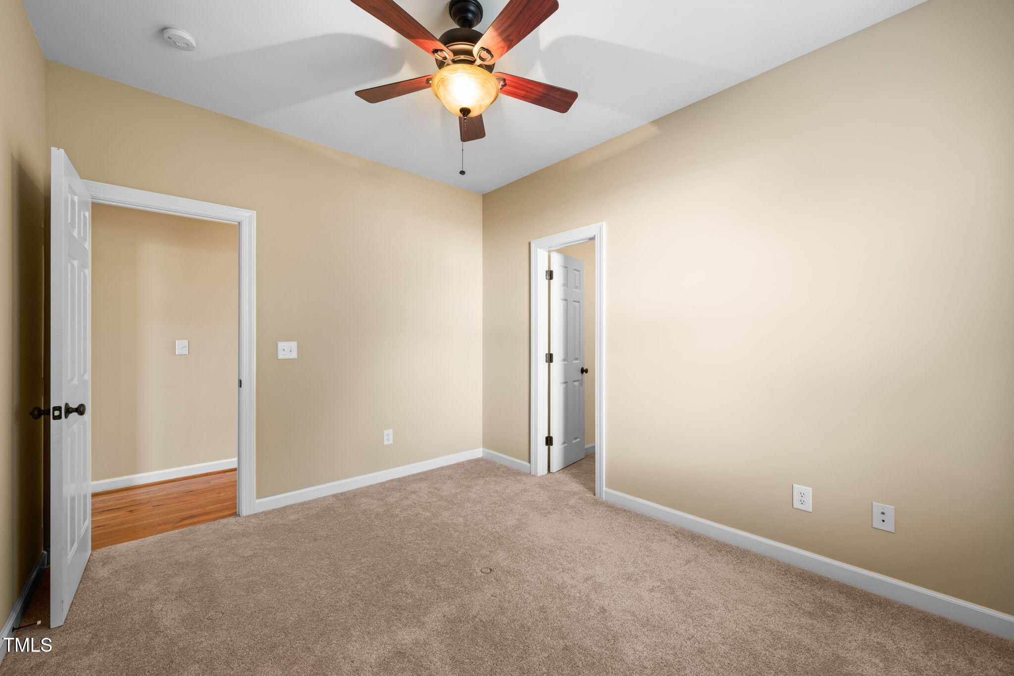 1115 Friendly Road
