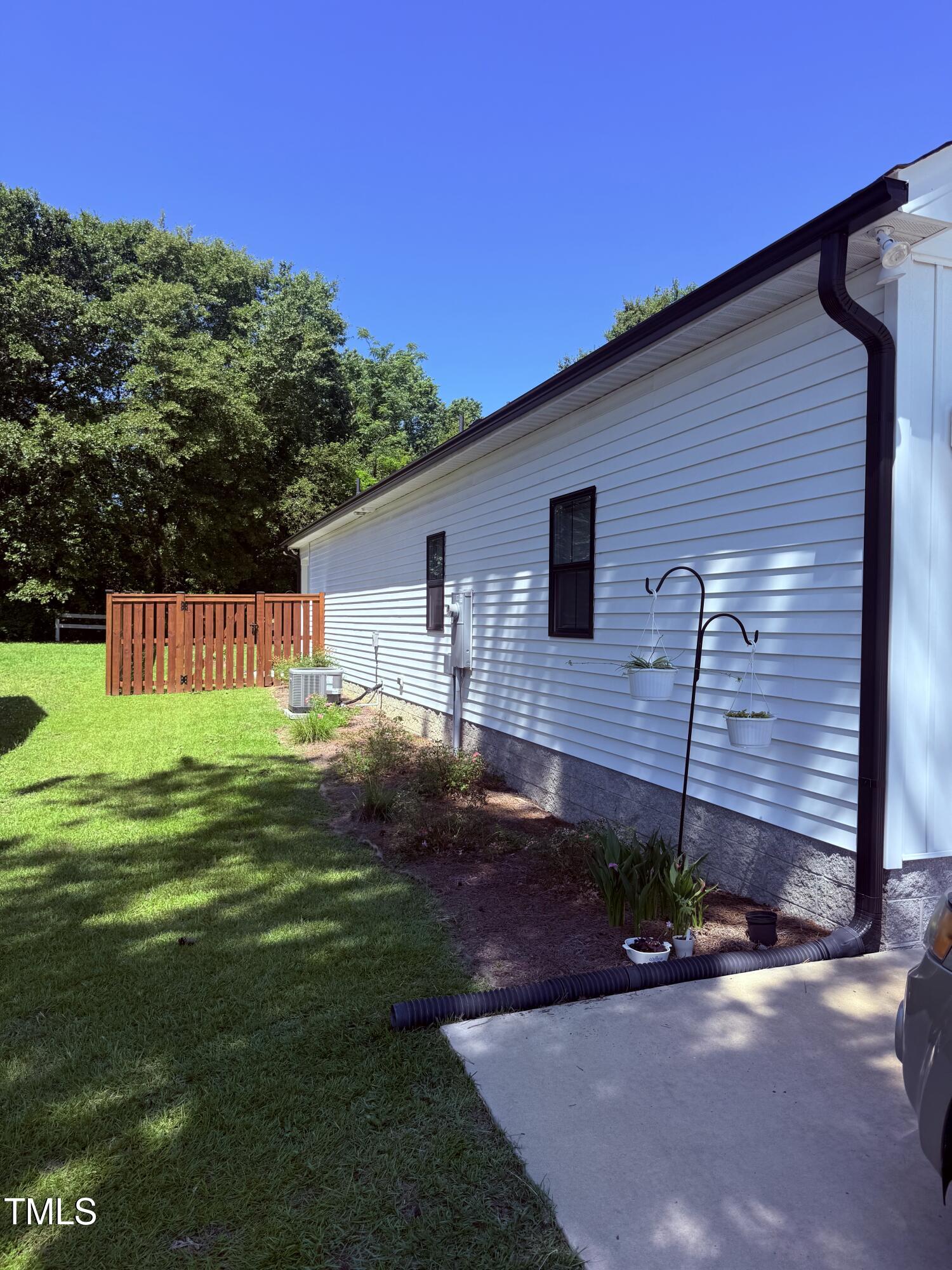 451 N Lincoln Street