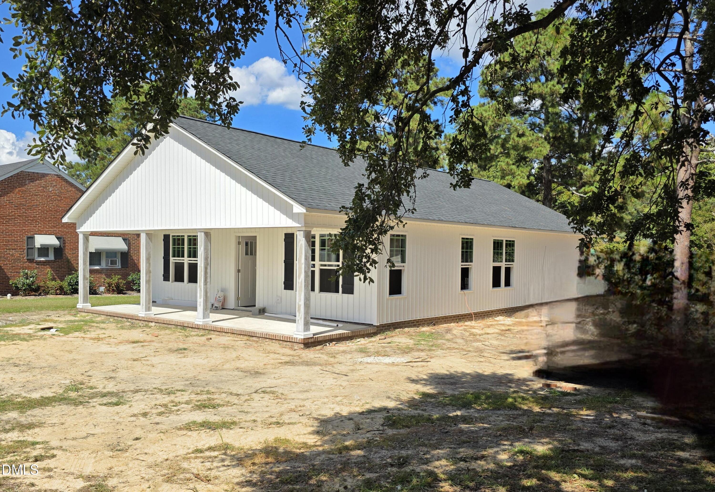307 E Holmes Street