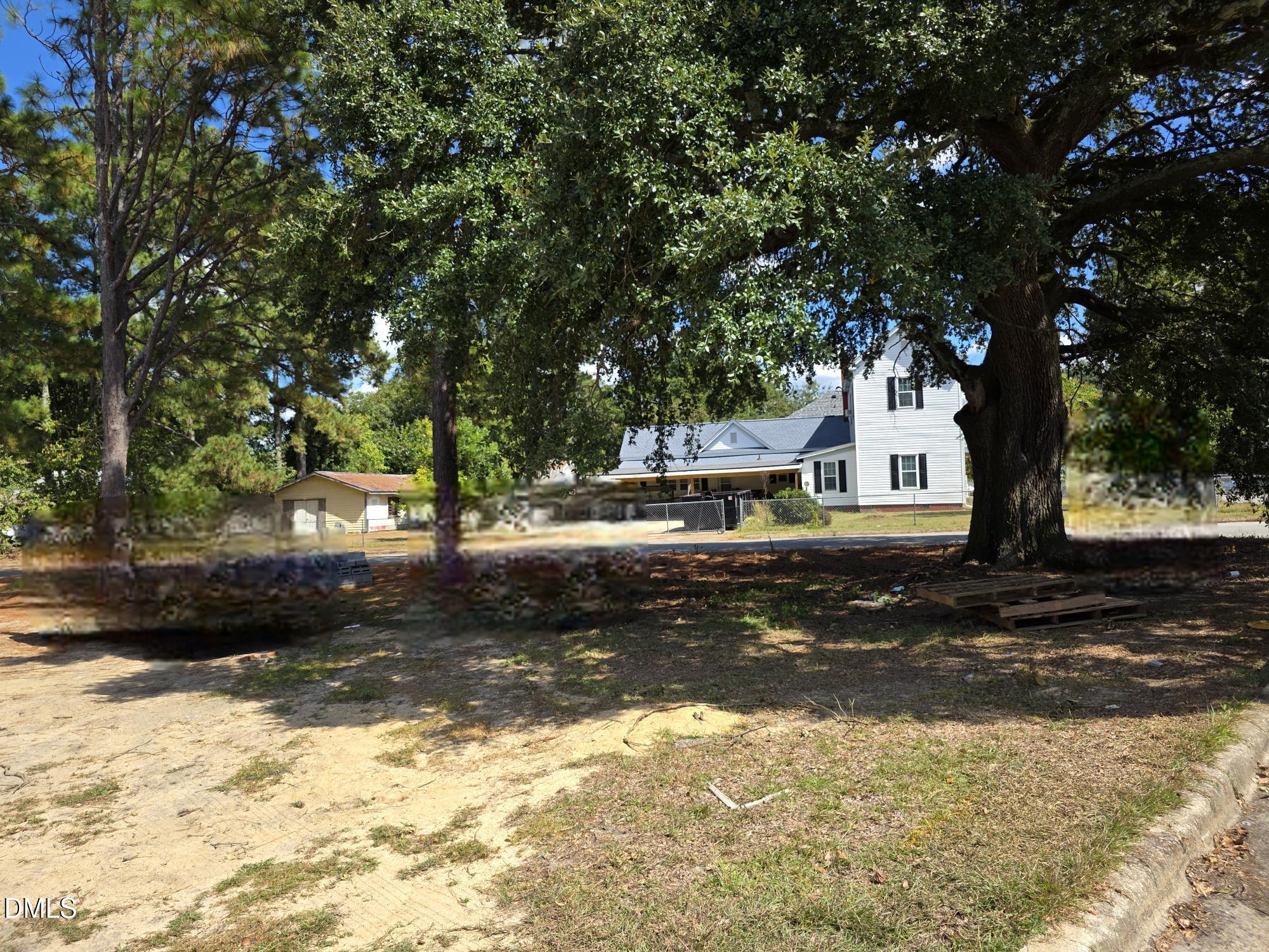 307 E Holmes Street