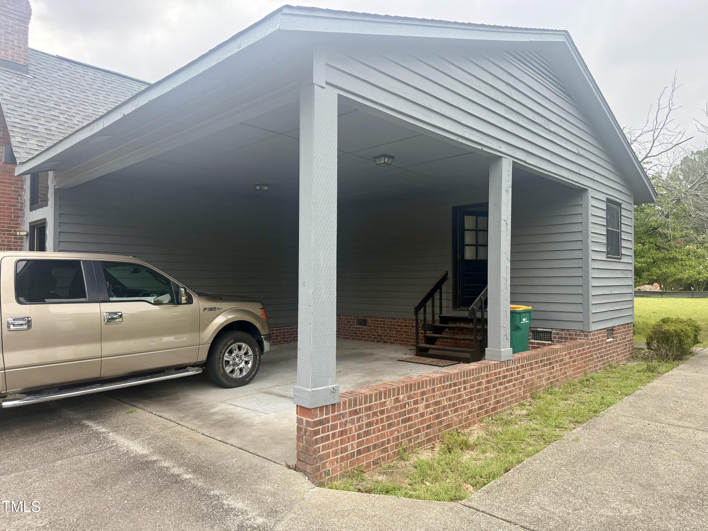 3522 Golfview Road