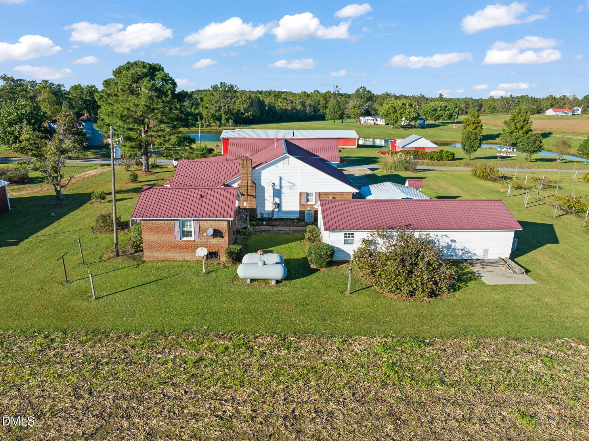 401 Allen'S Crossroads Road, Four Oaks