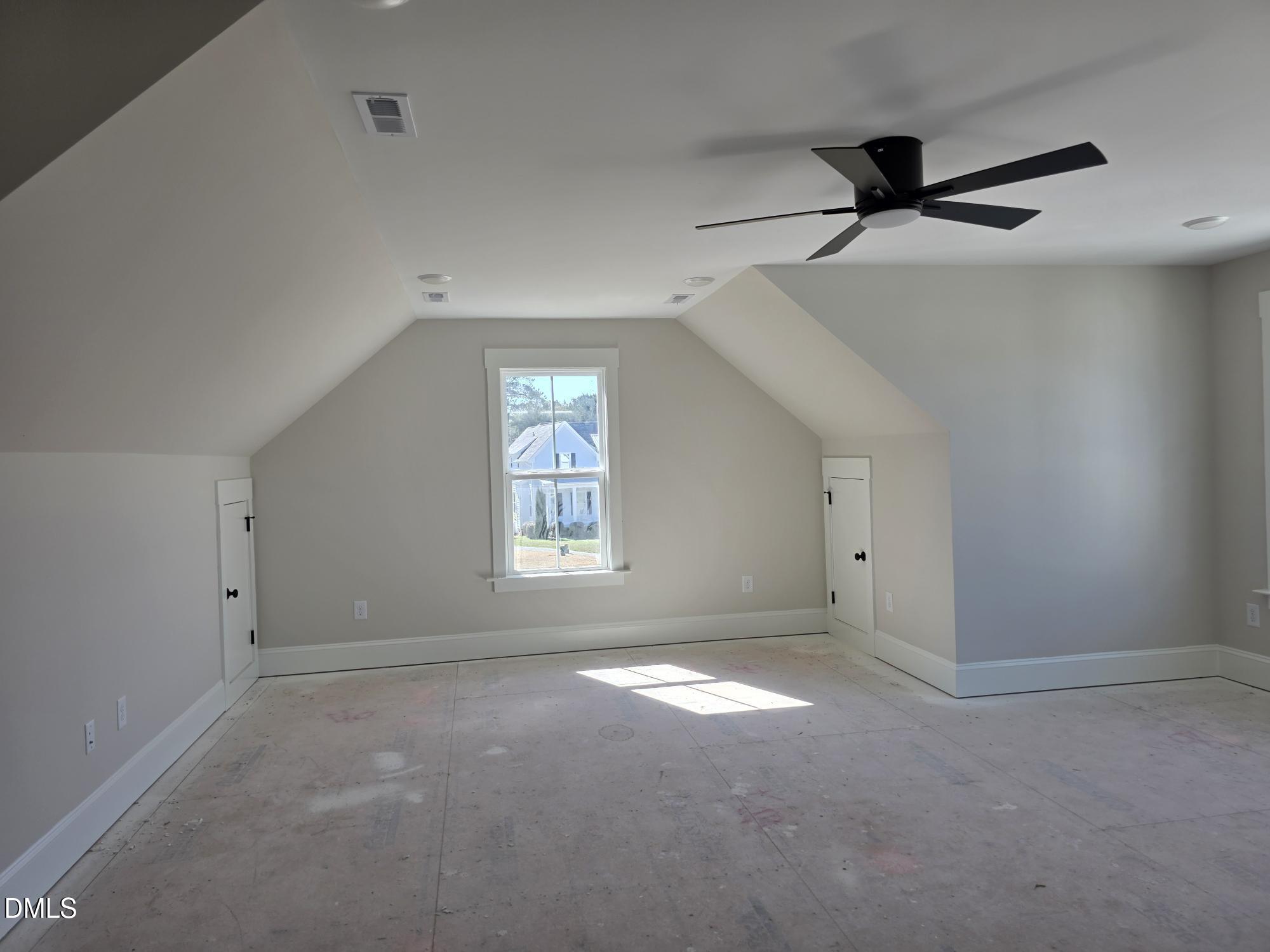 85 Constitution Avenue