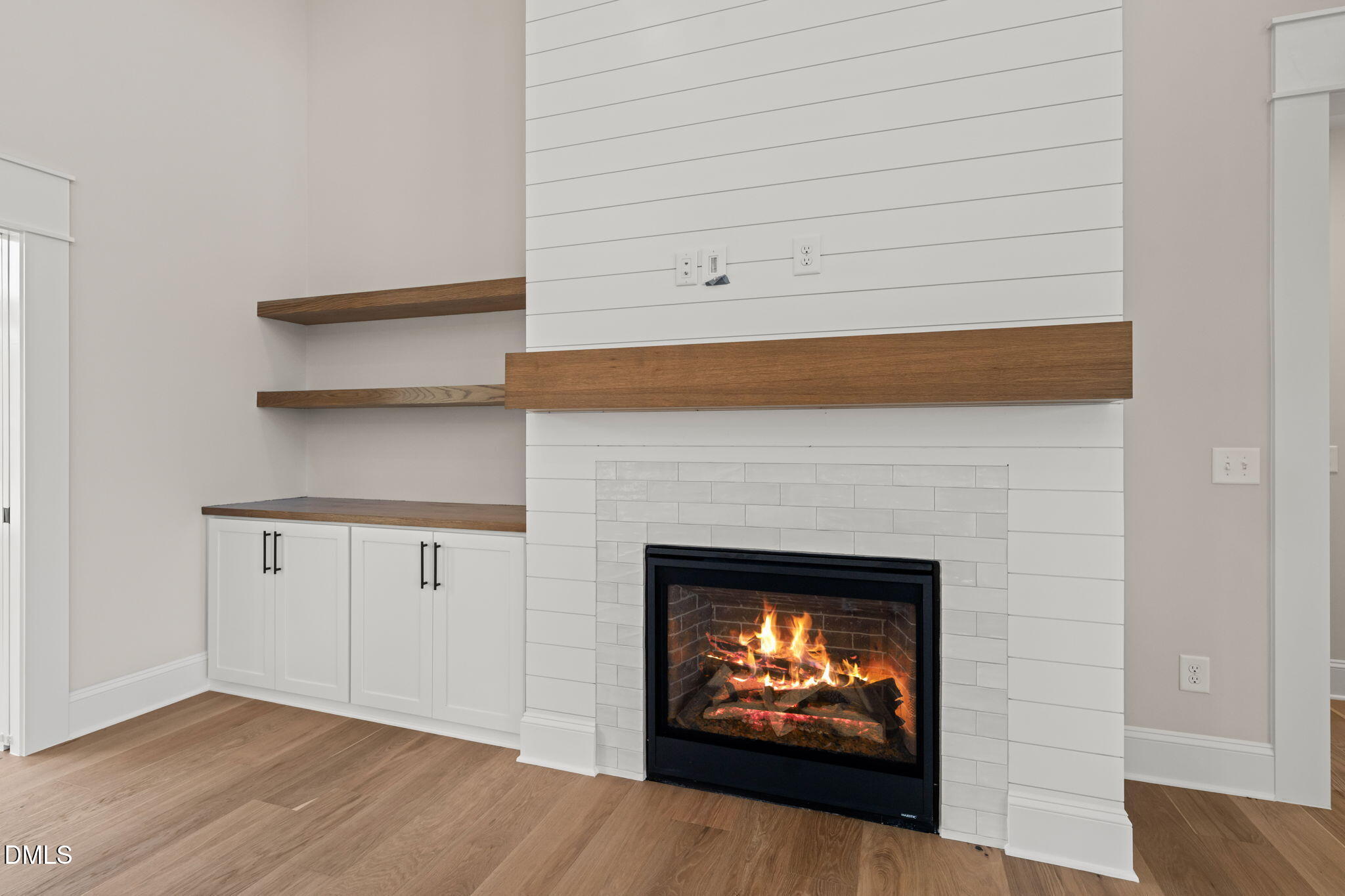 85 Constitution Avenue