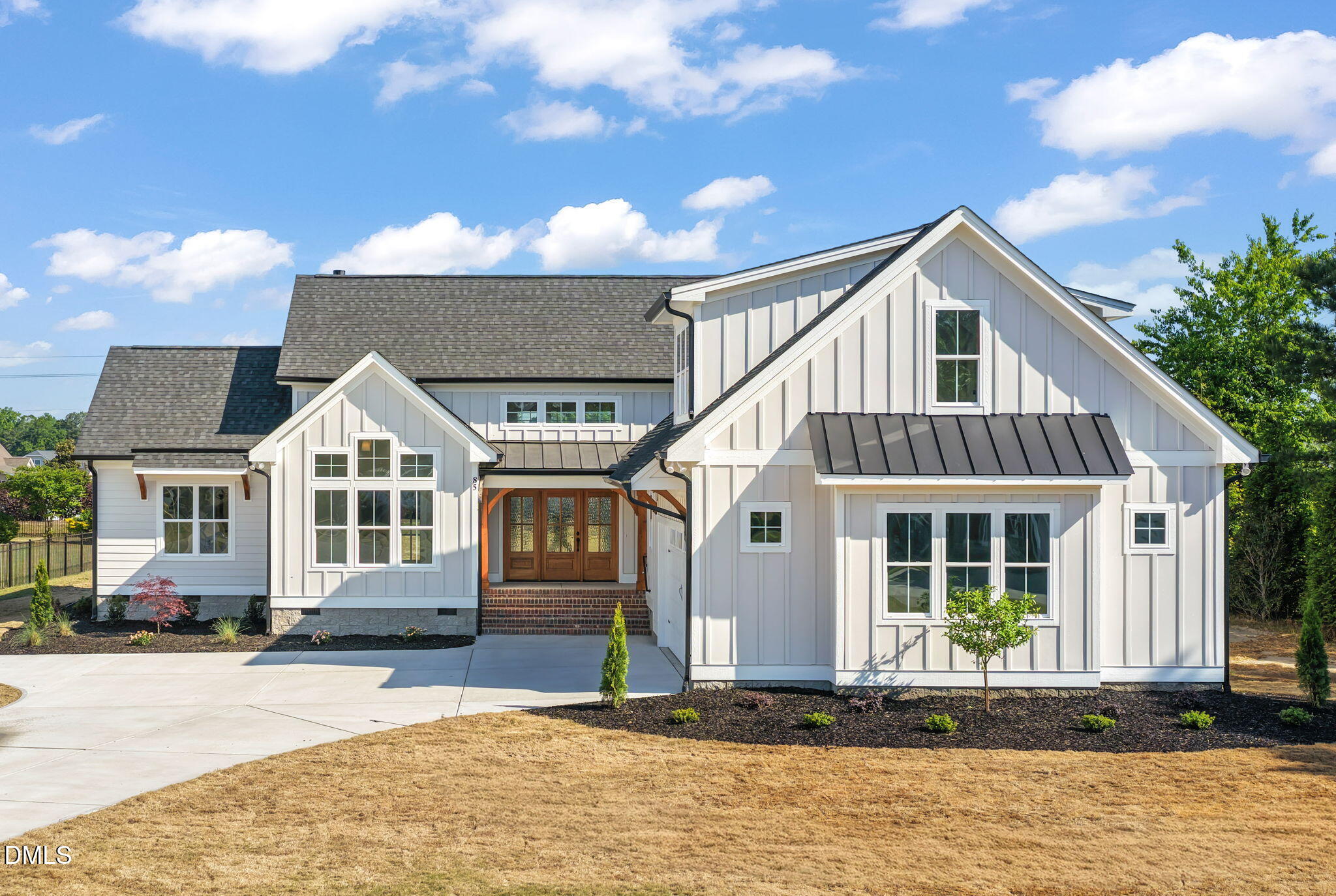 85 Constitution Avenue